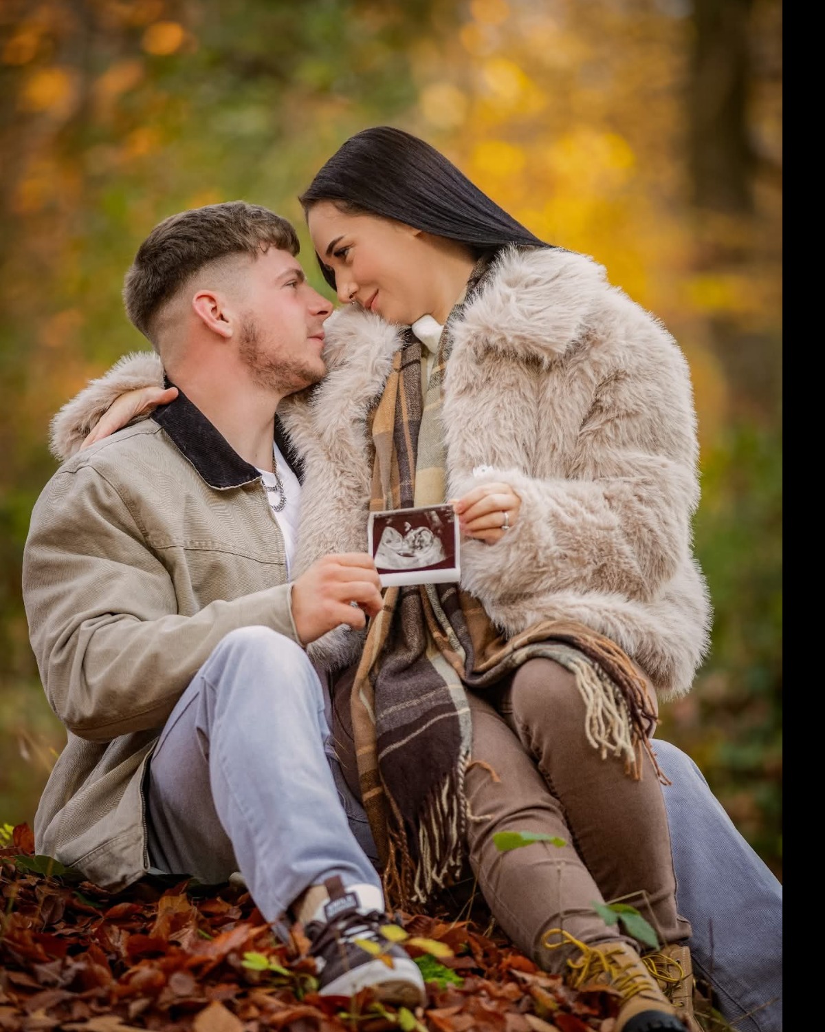 Autumn Family Photos in West Wycombe: A Golden Palette